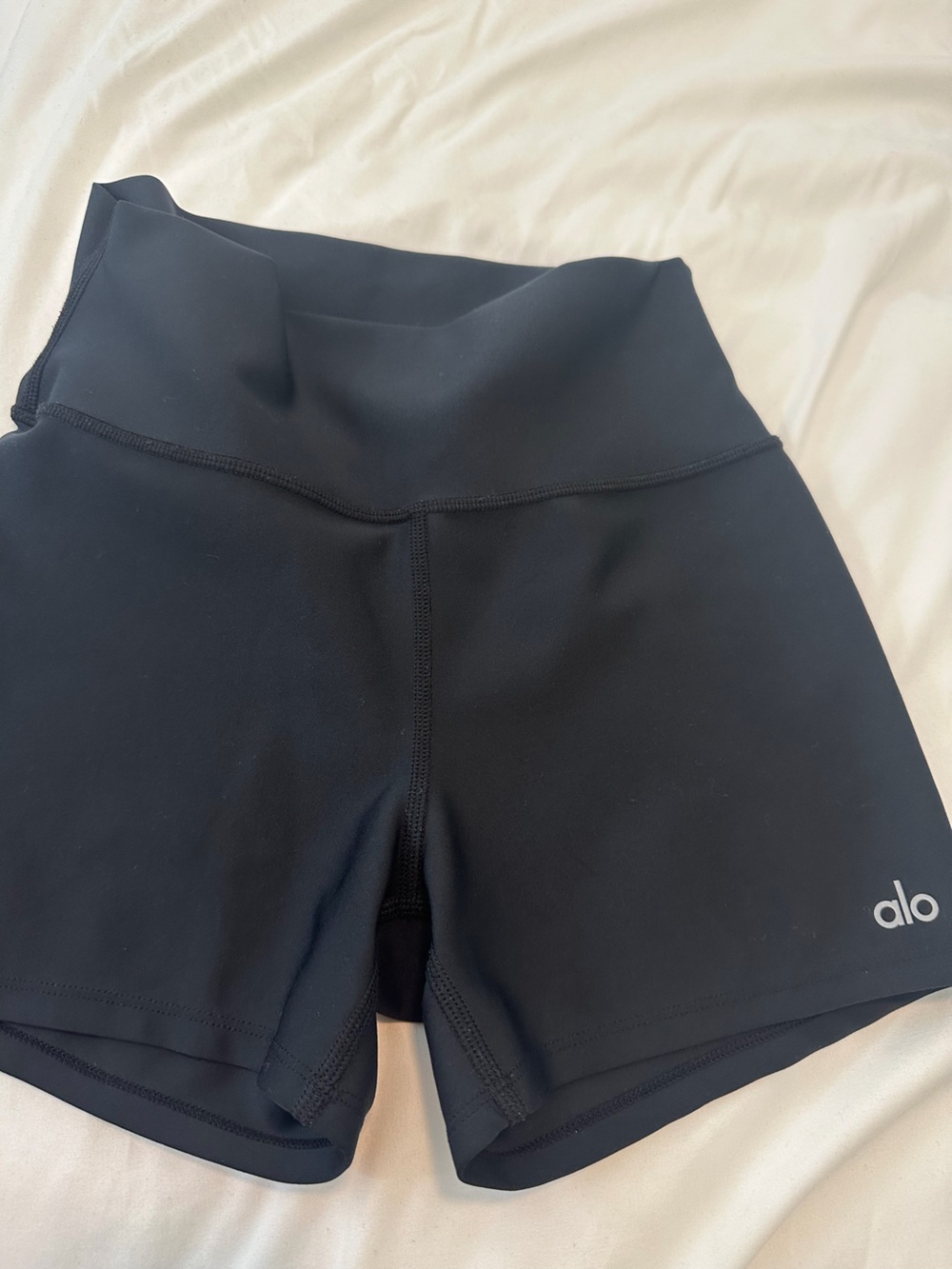 ALO Yoga Black Performance High-Waist Utility Shorts